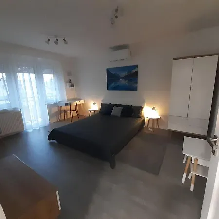 Martinovics Apartman * Miskolc